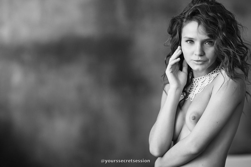 ню, чб, девушка, портрет, сиськи Кphoto preview