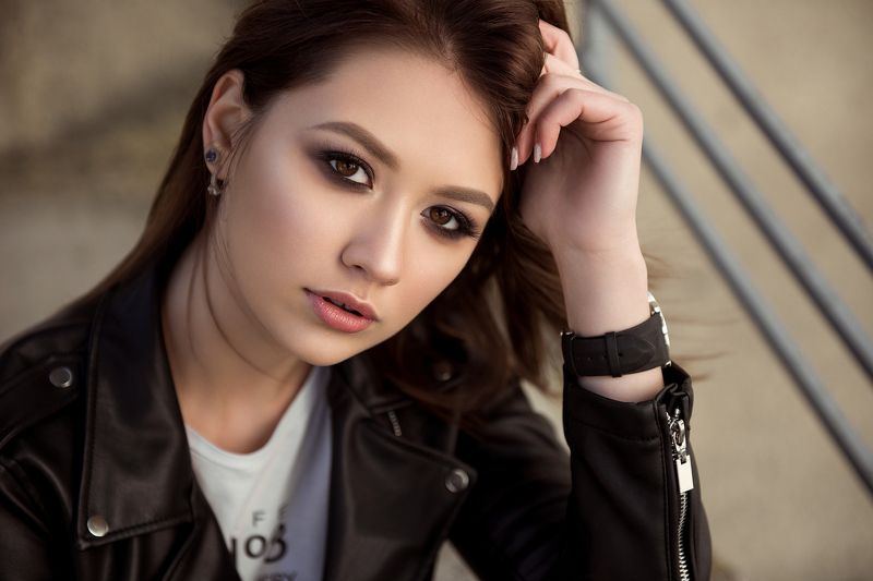 портрет Олесяphoto preview