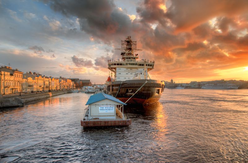 Апрельский ледоколphoto preview