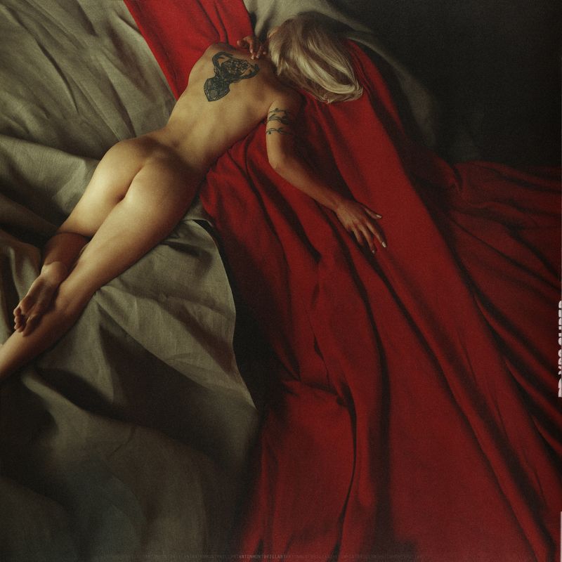 ...под темным покровомphoto preview