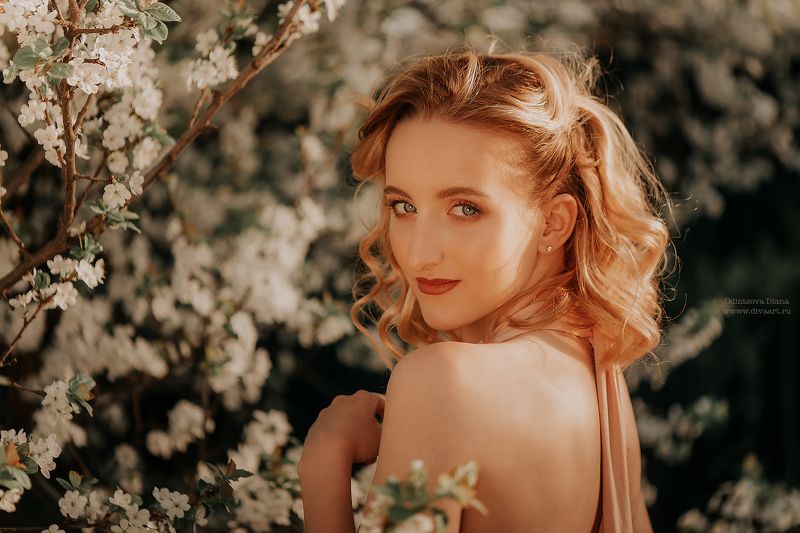 girl, sun, flowers, spring  Nastyaphoto preview