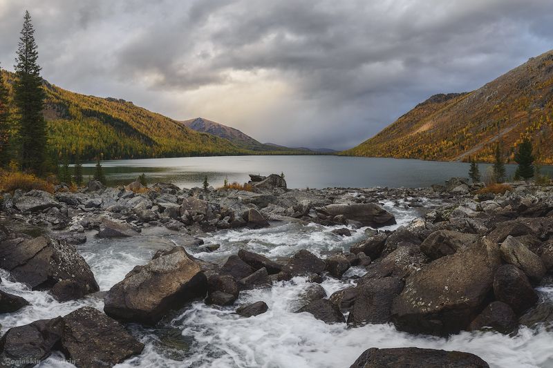 алтай, озеро Нижнее Мультинское озероphoto preview