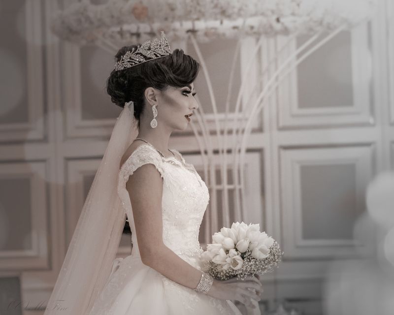 Bright #bride #wedding #Wedding_Day #Flower #Models #Celebration #Photo #Photographer #Special_Day #Beauty #professional #hairdesign #egresada #beautyblog #inlove #bestauntie #jelloshots #lipstick #weddingphotographer #weddingphoto Stepphoto preview