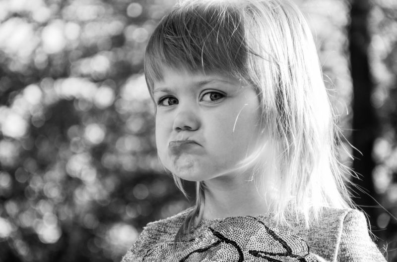 дети, ребенок, девочка, счастье Я обиделась, раз и навсегда. Не подходи ко мне, я обиделась...photo preview