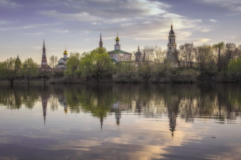 монастырь,вера,весна,закат,река,небо,православие, россия Старо-Голутвин мужской монастырьphoto preview