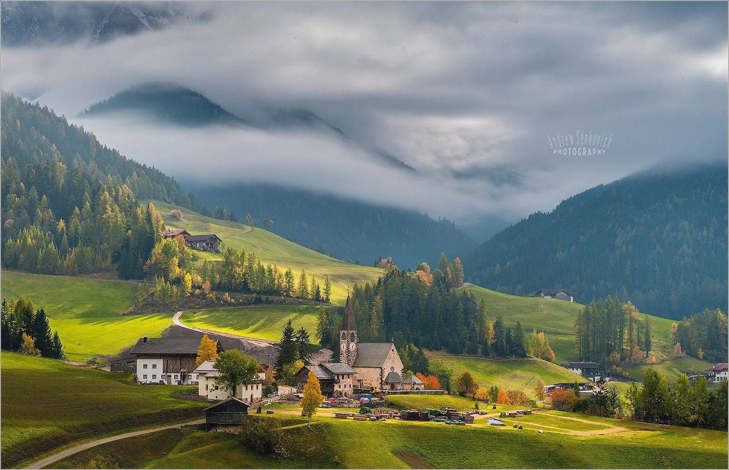 доломиты,осень,санта магдалена,облака, Андрей Сенкевич