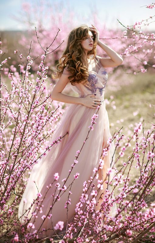 девушка, персиковый, сад, фотосессия, крым, фотограф, симферополь, портрет, фотосессия, весна, цветы, розовый, красота, солнечно, персики Персиковая Нимфаphoto preview