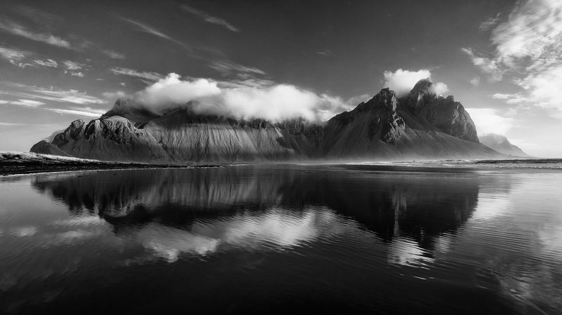 b&w,iceland,mountains,sunrise,clouds Iceland2photo preview