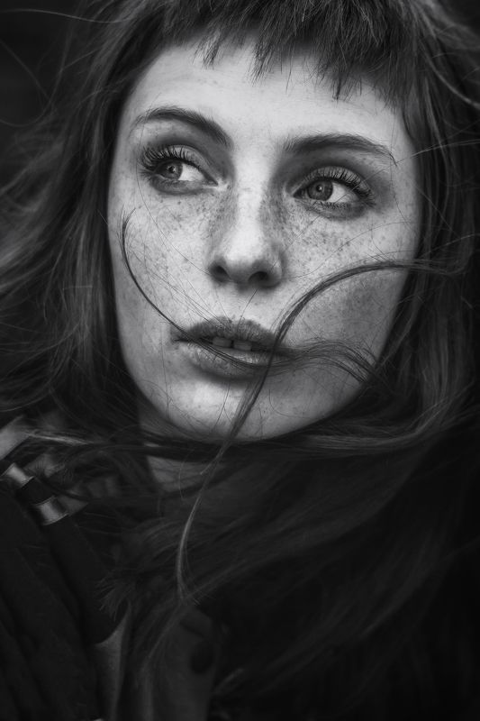 D7100  Nikon Dark Lensphoto preview