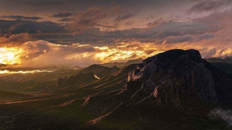 Stormy skyphoto preview