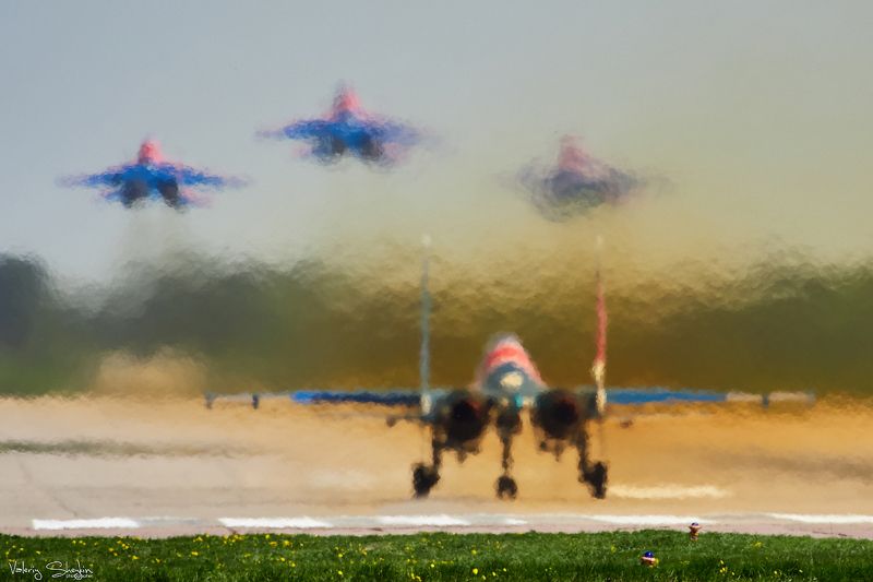 Полеты в честь юбилея Кубинки 2photo preview