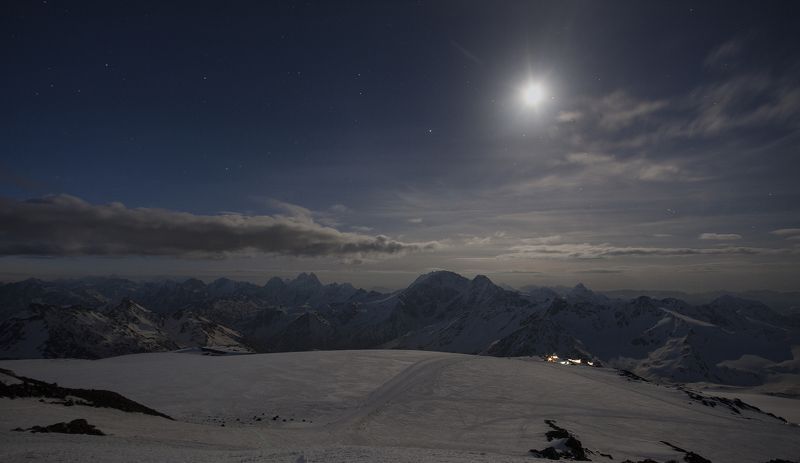 горы, эльбрус, пейзаж, ночь, красиво Тихая ночь на Эльбрусеphoto preview