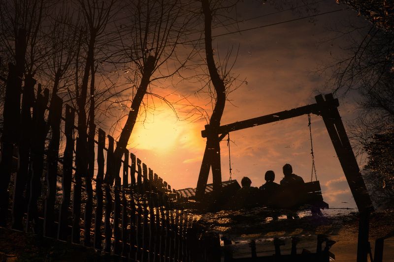 Там, за заборомphoto preview