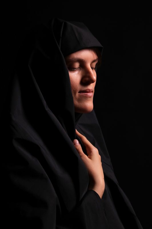 религия,	девушка,	женский портрет, монахиня,	портрет,	студия, монашка, фото студия, Мелитополь, portrait, a nun, girl, woman, young, black, studio, Мелитополь Монахиняphoto preview