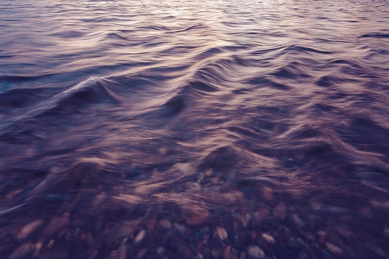 река, утро, движение, камни, перекат Художник Гилюй фото превью