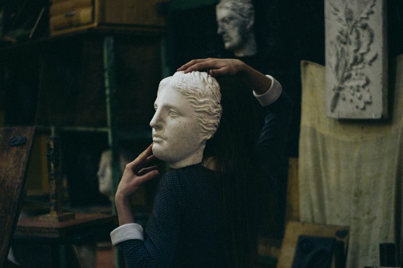 In the studio sculptingphoto preview