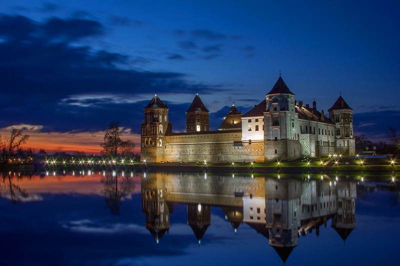 беларусь, мир, замок, дворец, архитектура Замок Радзивиллов в Миреphoto preview