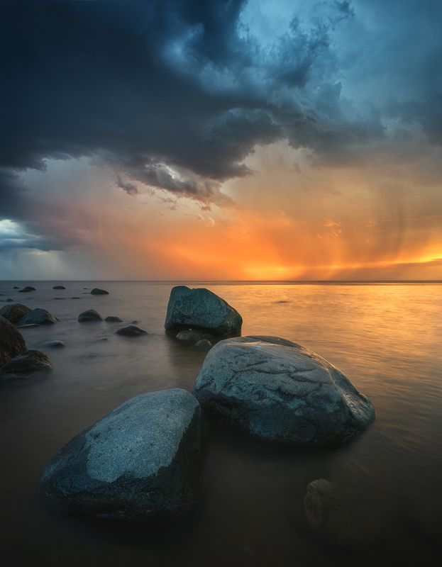 пейзаж море гроза шторм латвия Перед грозойphoto preview