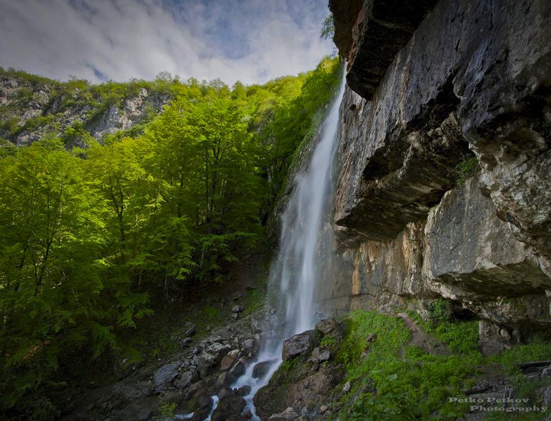 Боров камъкphoto preview