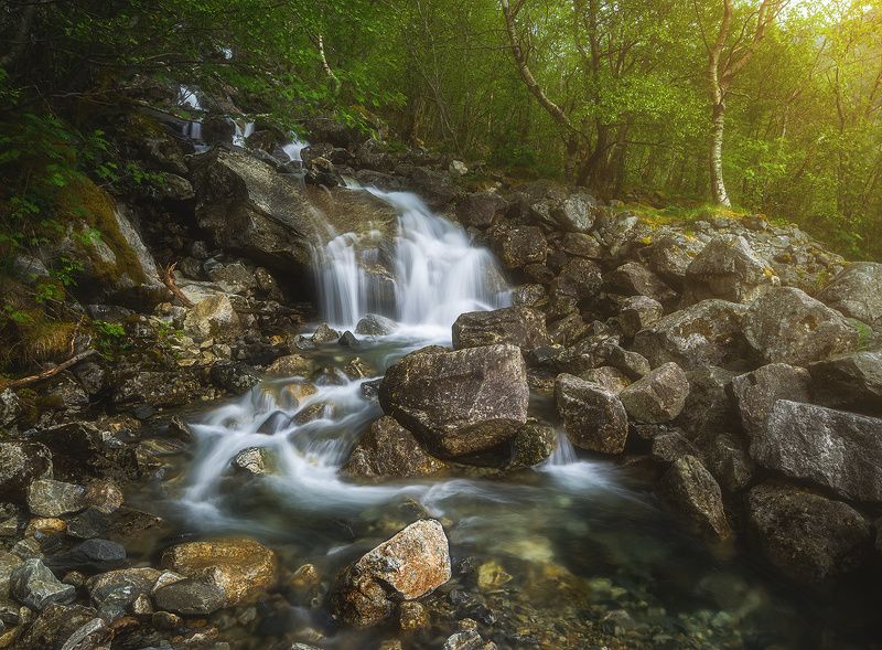 Mountain streamphoto preview