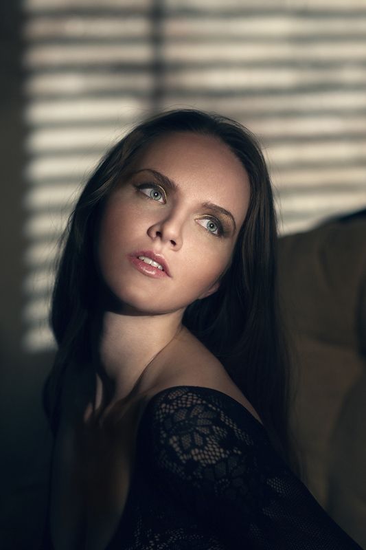 studio, makeup, style, art, light, color, portrait, model, girl ***photo preview