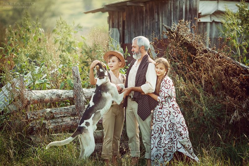 лошадь телега детсво света лето деревня мальчик девочка дедушка сено сенокос рыбалка речка привал хлеб отдых жара photo preview