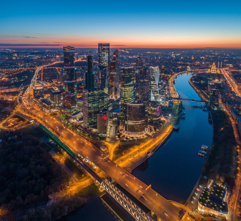 москва, город, сумерки, рассвет Еще в Сумеркахphoto preview