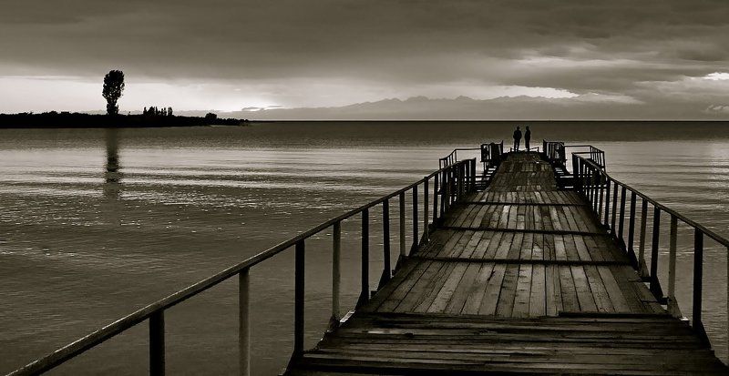 вечерний разговор (вариант чб)photo preview