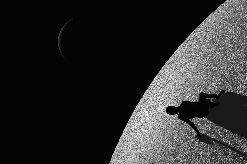 каждому по лунеphoto preview