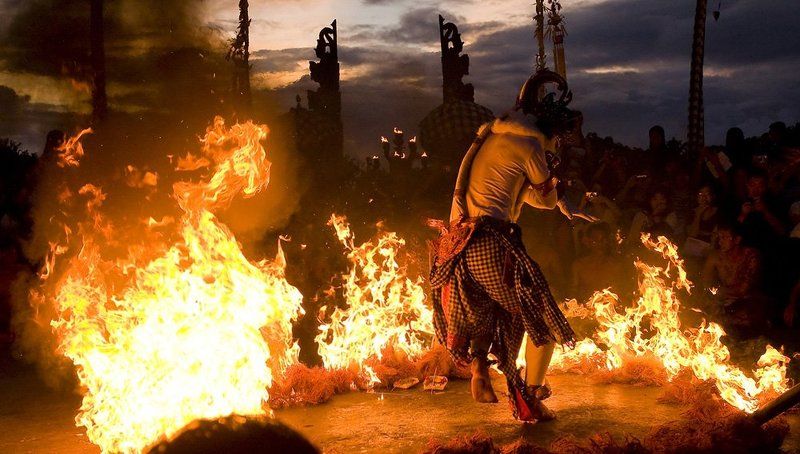 Танец Кечак (Kecak)photo preview