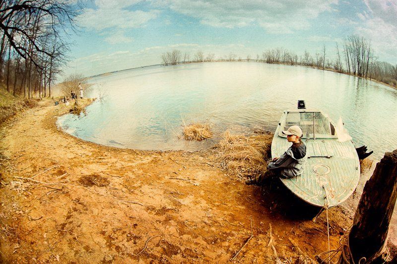 ... про мальчика и весенний ветер...photo preview