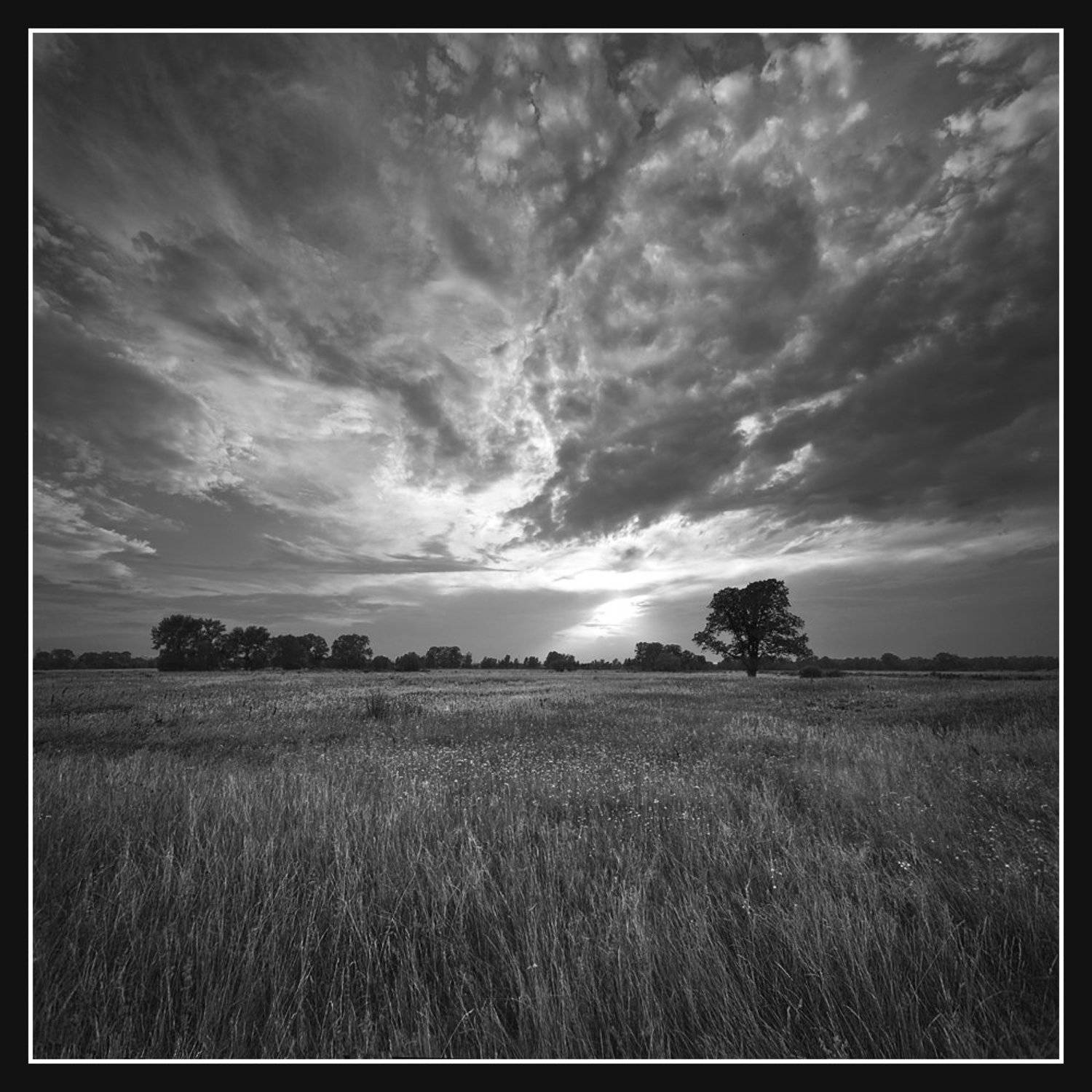 Август... День подходил к концу.... Автор: Алексей Соловей август, черторой, Алексей Соловей