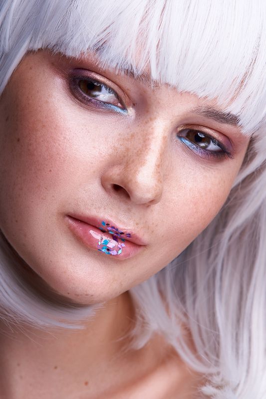 shine, beauty, sony, white, makeup, freckles, portrait, lips, eyes, girl Shinephoto preview