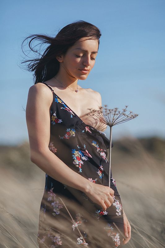 ню, фотограф Маргарита Гусева, Margarita Guseva, девушка, трава, поле, солнце, лето, волосы, грудь Через 20 лет тебе будет 40. Но меня это не пугаетphoto preview