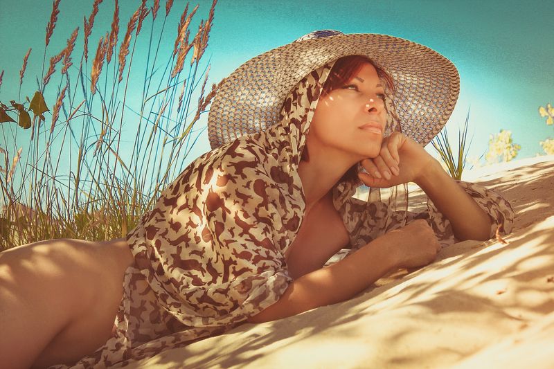 девушка, лето, тень жара В дозоре...photo preview