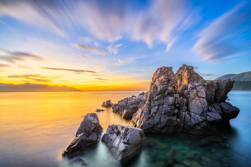 rock, seascape, twilight, longexposure Dawn of the rockphoto preview