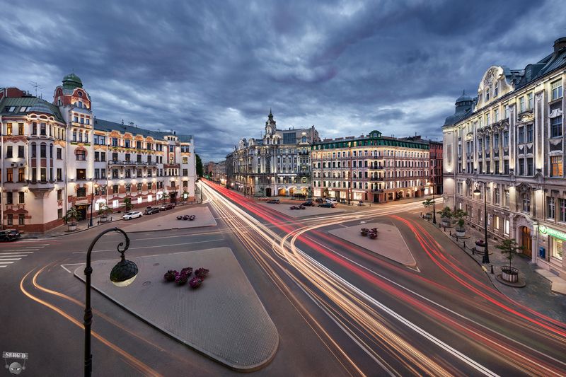 Австрийская площадьphoto preview