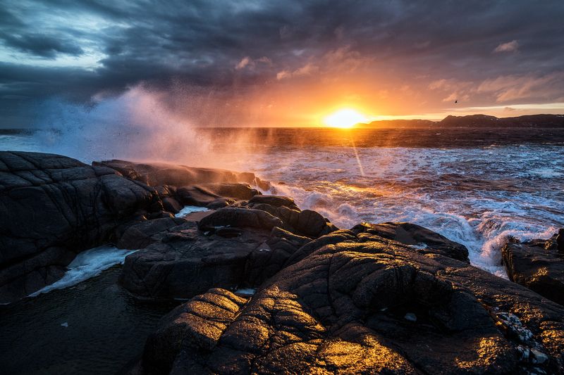 полярный день море баренцево Ночное солнцеphoto preview