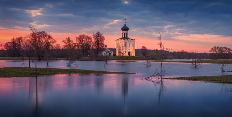 покрова на нерли * * *photo preview