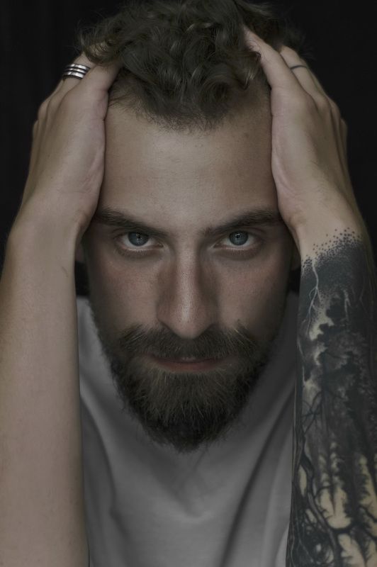 #male #model #tattoo #studio #natural #light #blue #eyes Krzysztofphoto preview