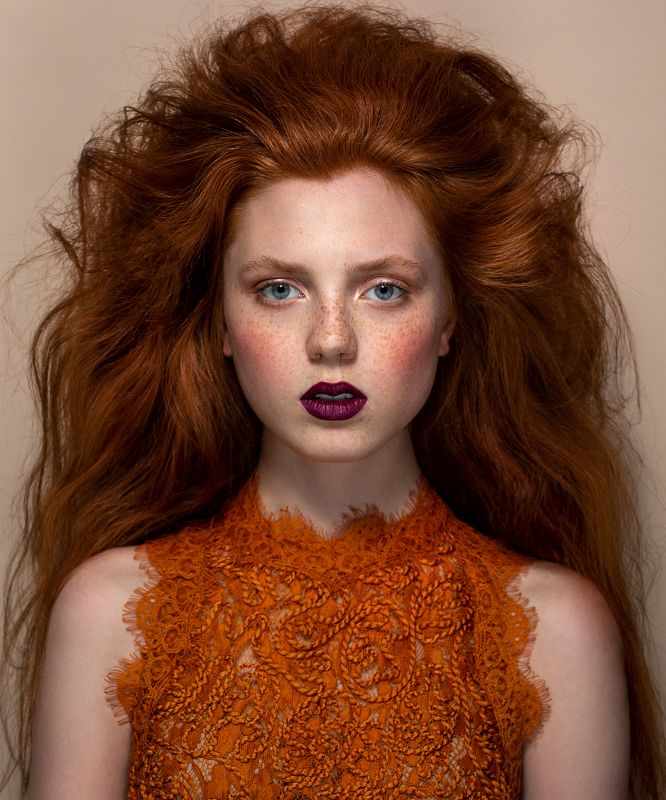 009 Portrait 2018 фото превью