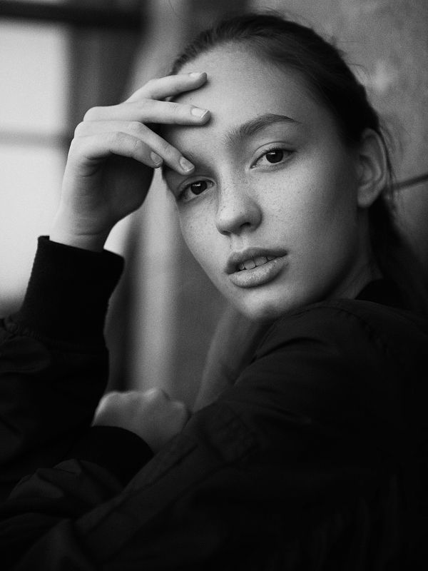 девушка, портрет, чб Настяphoto preview