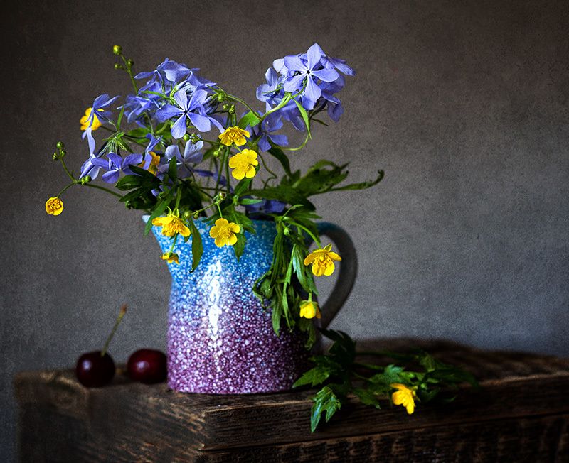 Июньphoto preview