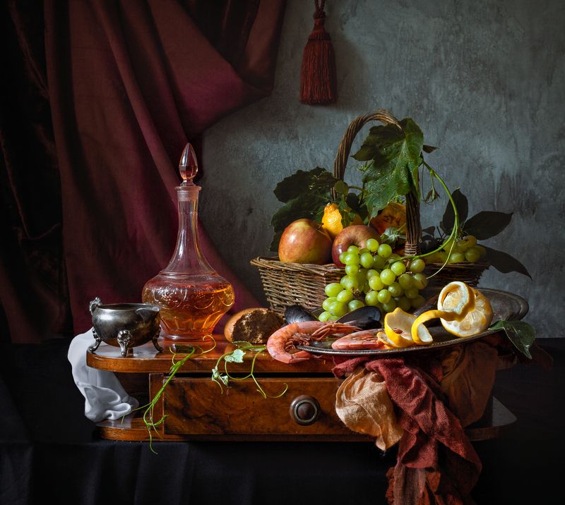 натюрморт, лангустины, креветки. виноград, фрукты, яблоки. груши, евгений корниенко, evgeny kornienko, still life, fruits Натюрморт с лангустинами и фруктамиphoto preview