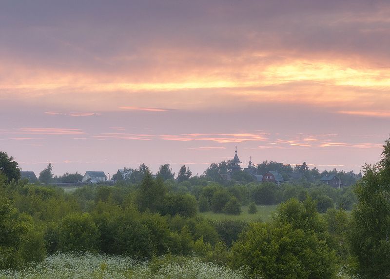 храм,закат,природа,пейзаж,небо,поля,православие,вера,россия Закатное небо над Благовещеньем.photo preview