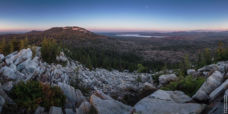 вечер, небо, горы, голая сопка, национальный парк, зюраткуль, челябинская область Зюраткуль фото превью