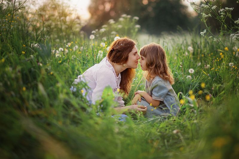 В летнем разнотравьеphoto preview