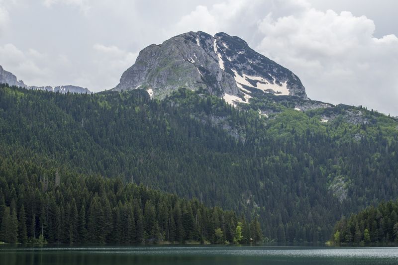 Crno jezerophoto preview