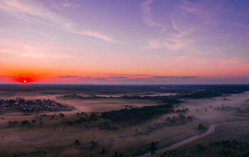 dji,djiphantom,sunrise Пролетая над рекой на рассветеphoto preview