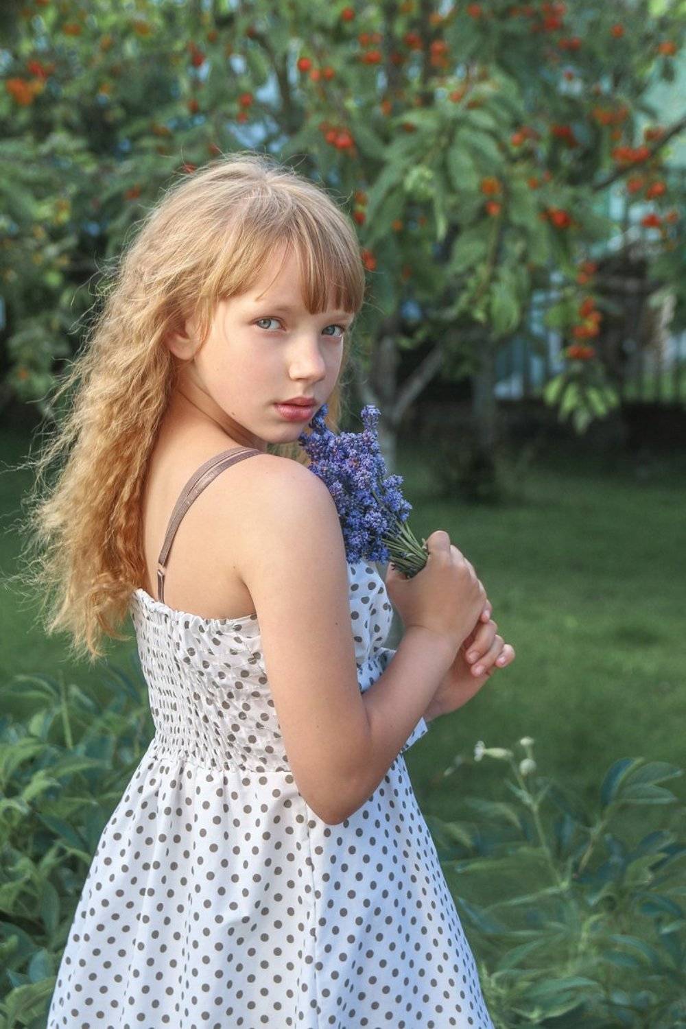 Виолетта.. Автор: Валентина Цвирко , Валентина Цвирко